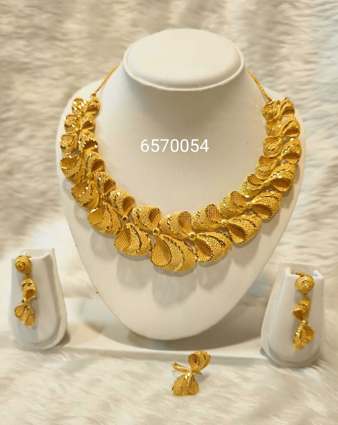 Necklace 0565