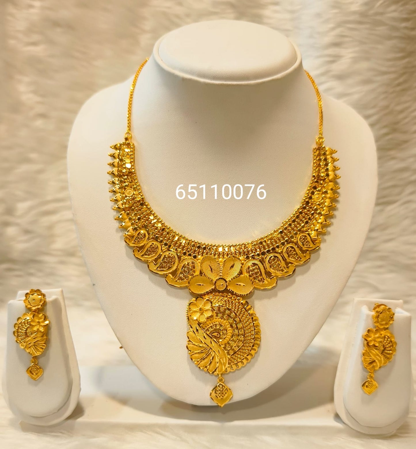 Necklace 0594