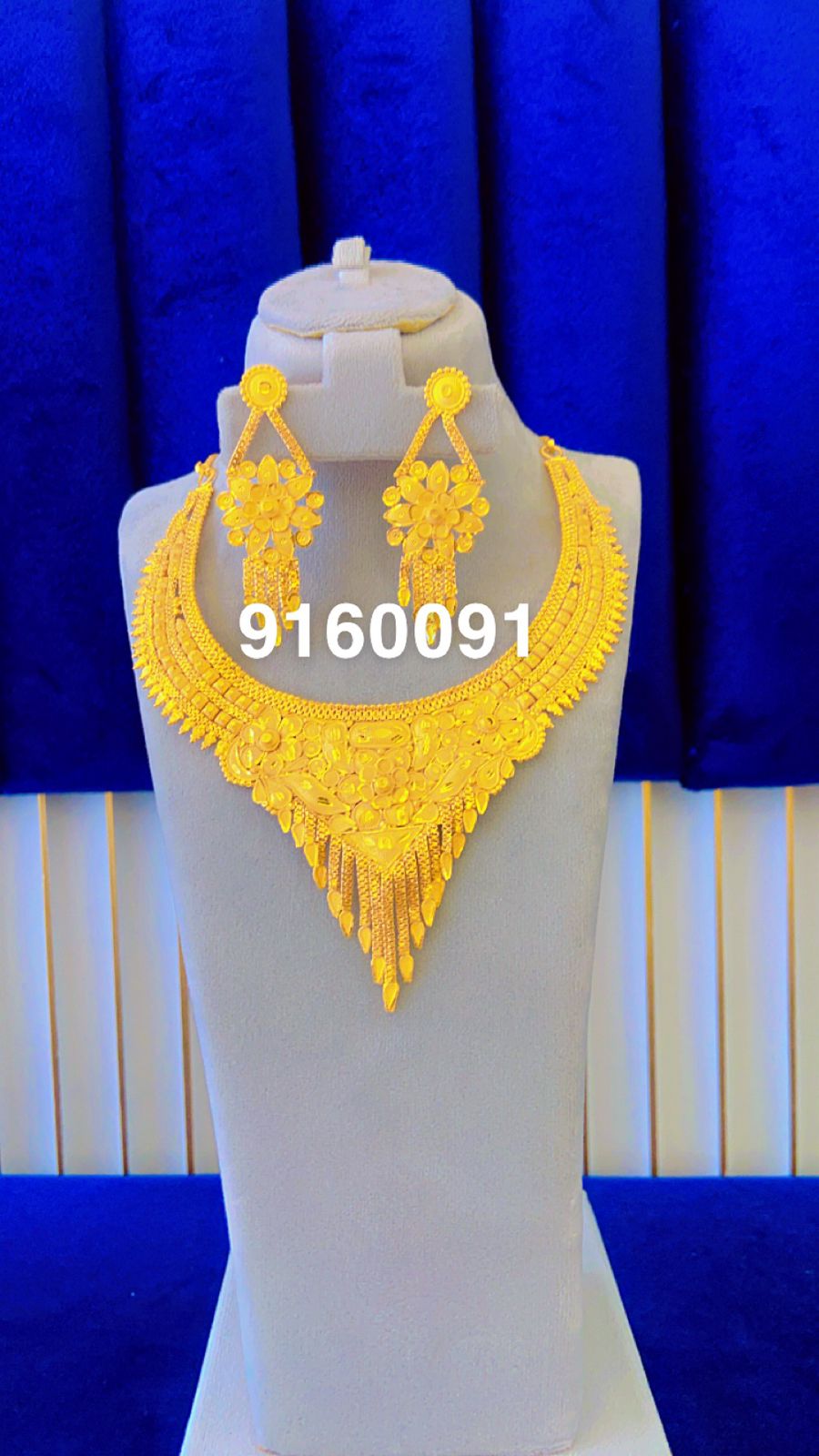 Necklace 0102