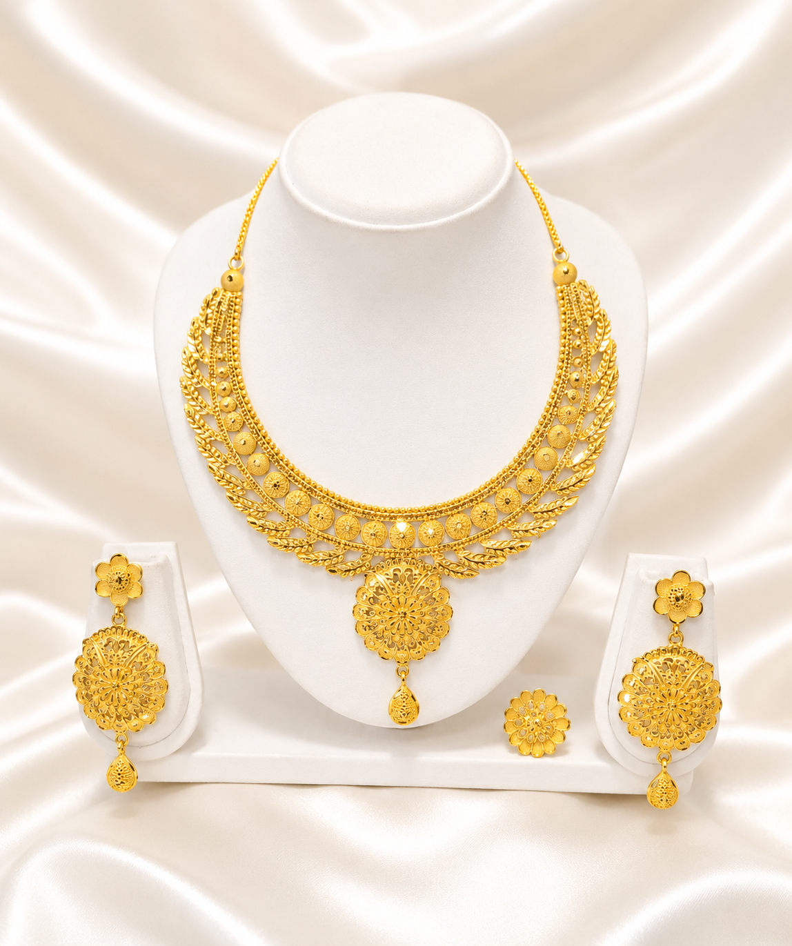 Necklace 0695