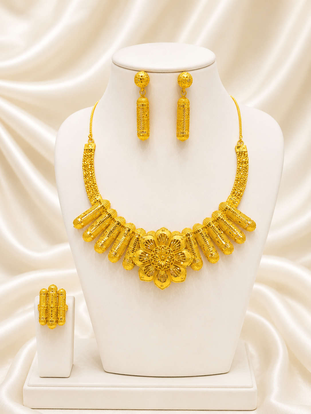 Collier 0608