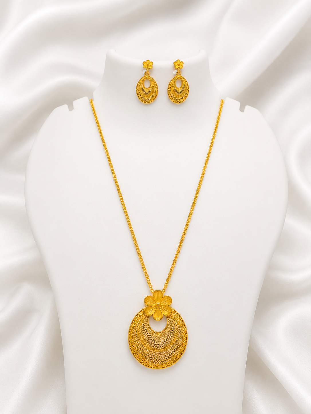 Necklace 0693