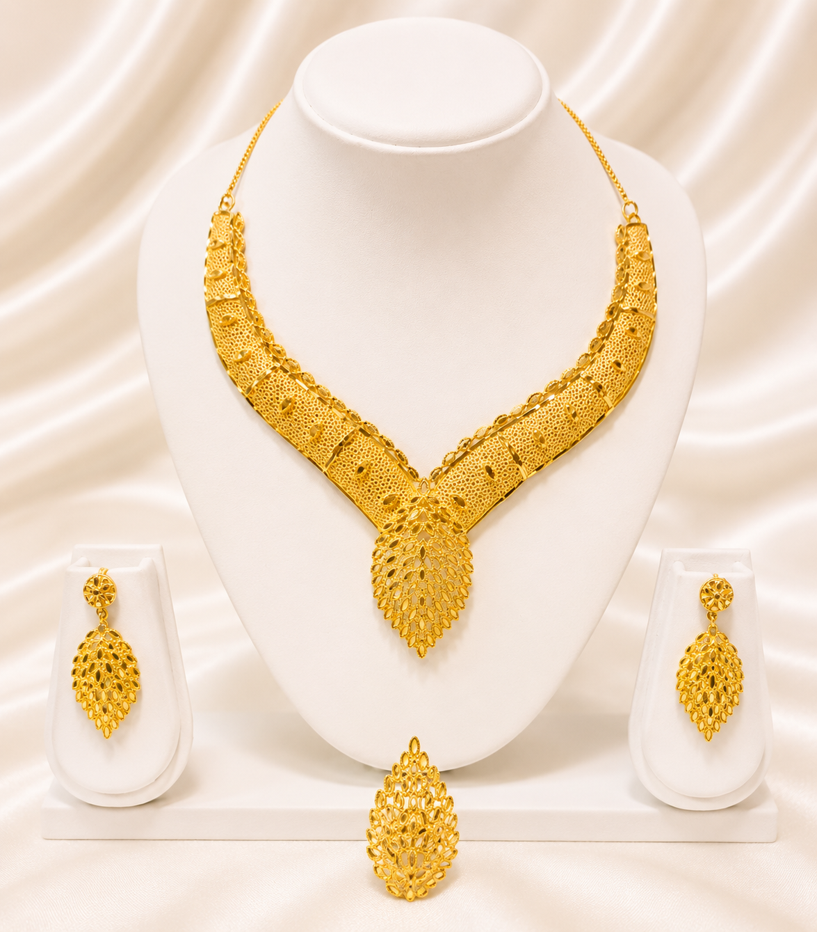 Necklace 0243