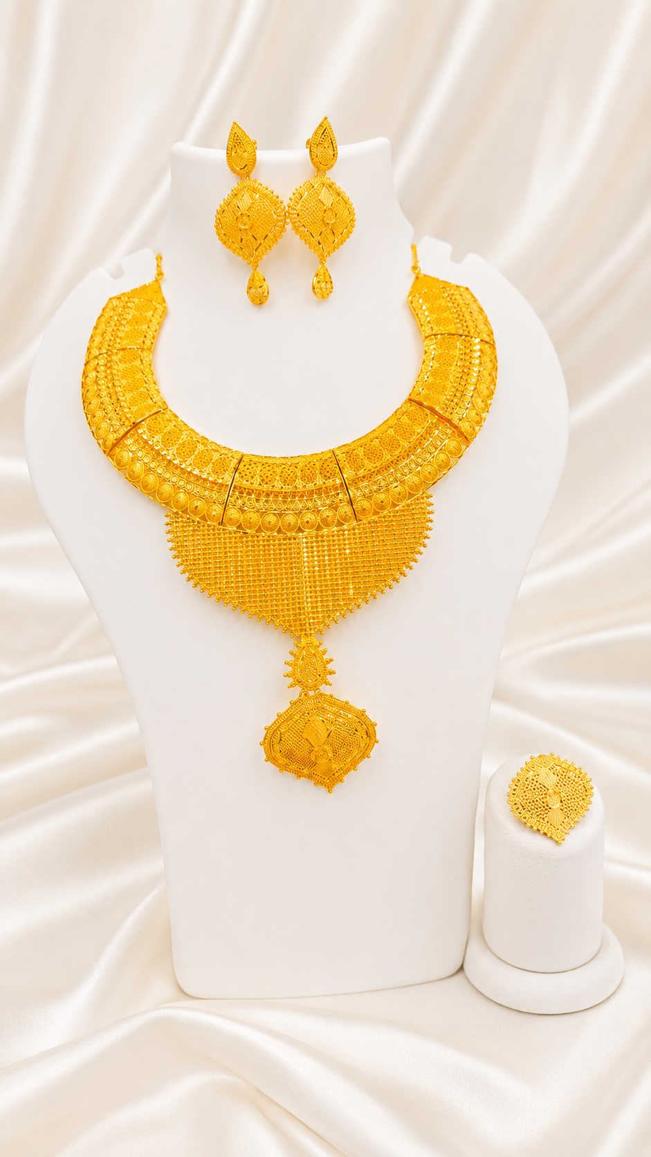 Necklace 0447
