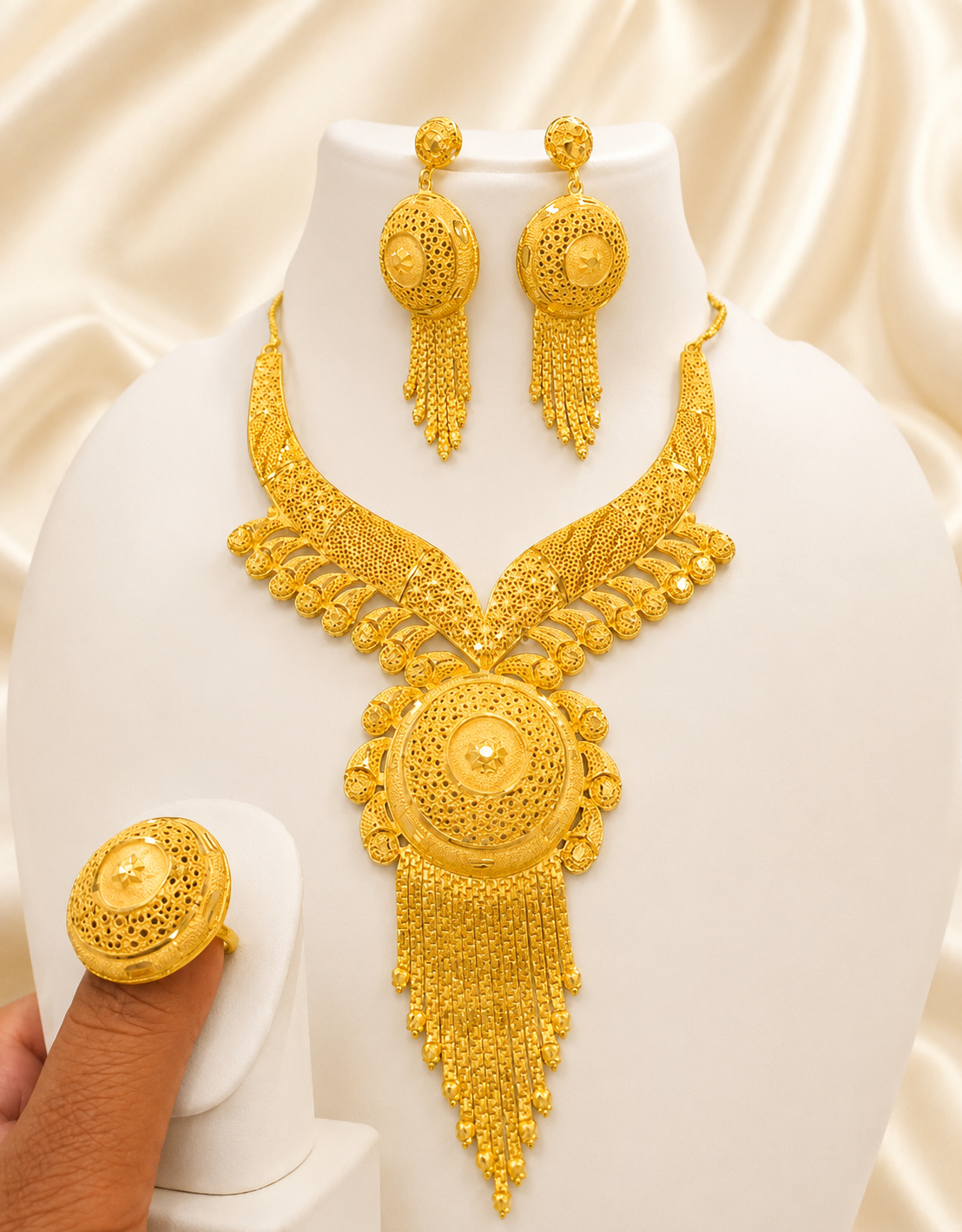 Necklace 0436