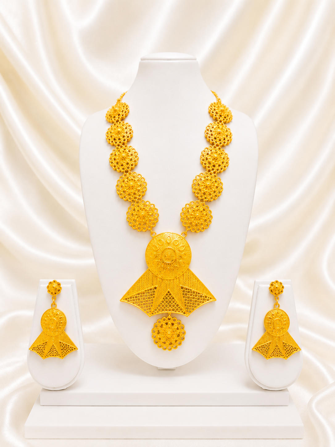 Ngalam Necklace 0003