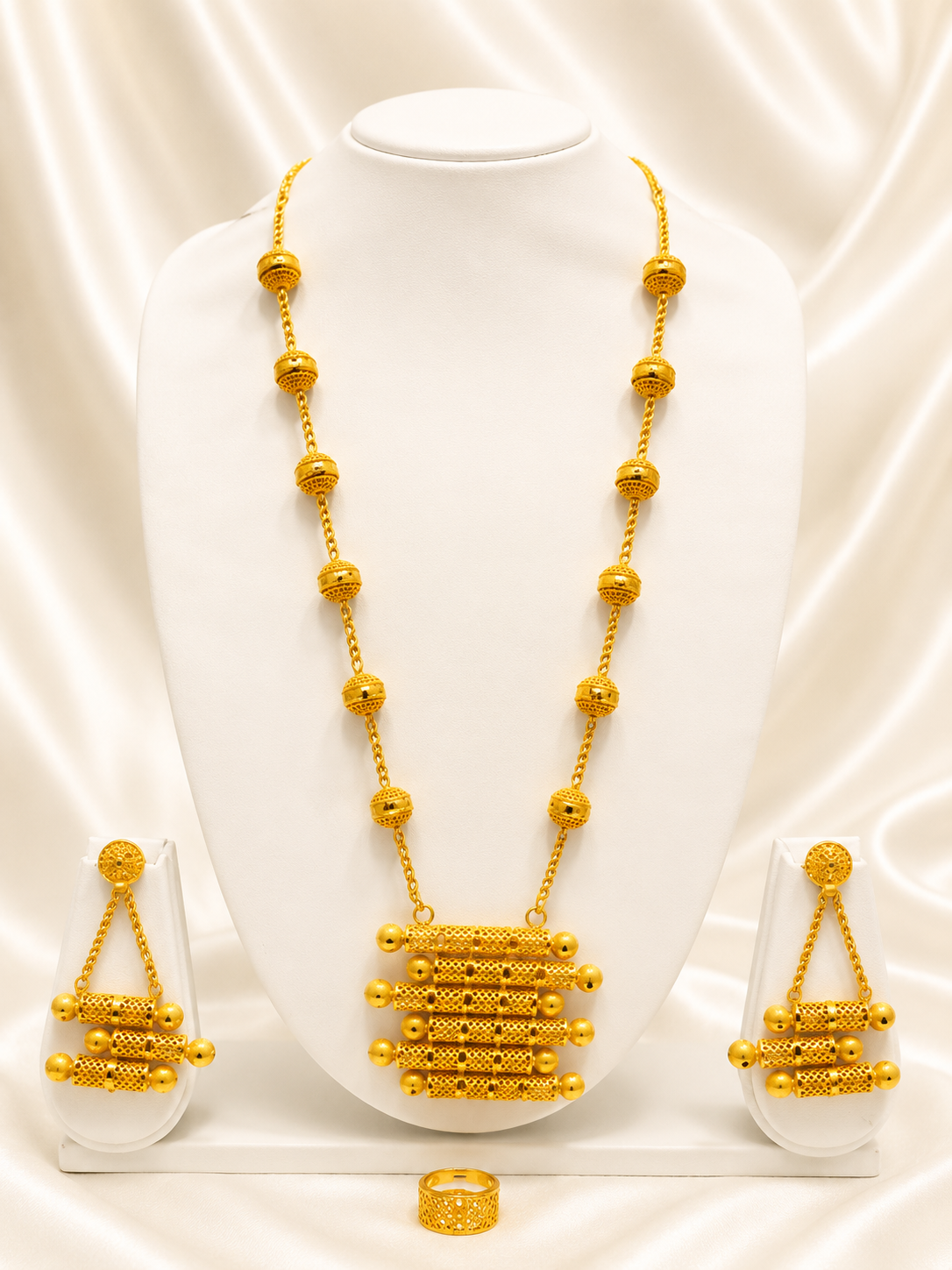 Necklace 0180