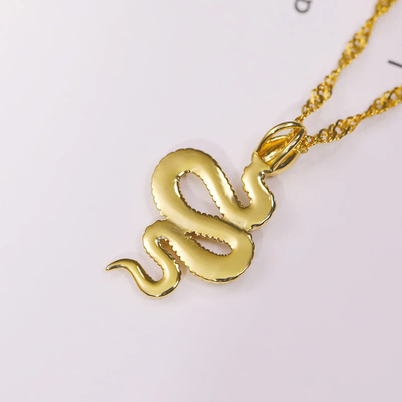 Gothic Snake Pendant Necklace – Stainless Steel Gold Choker for Women