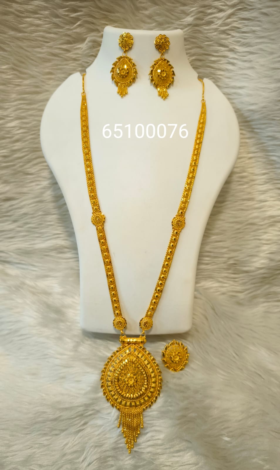 Necklace 0630