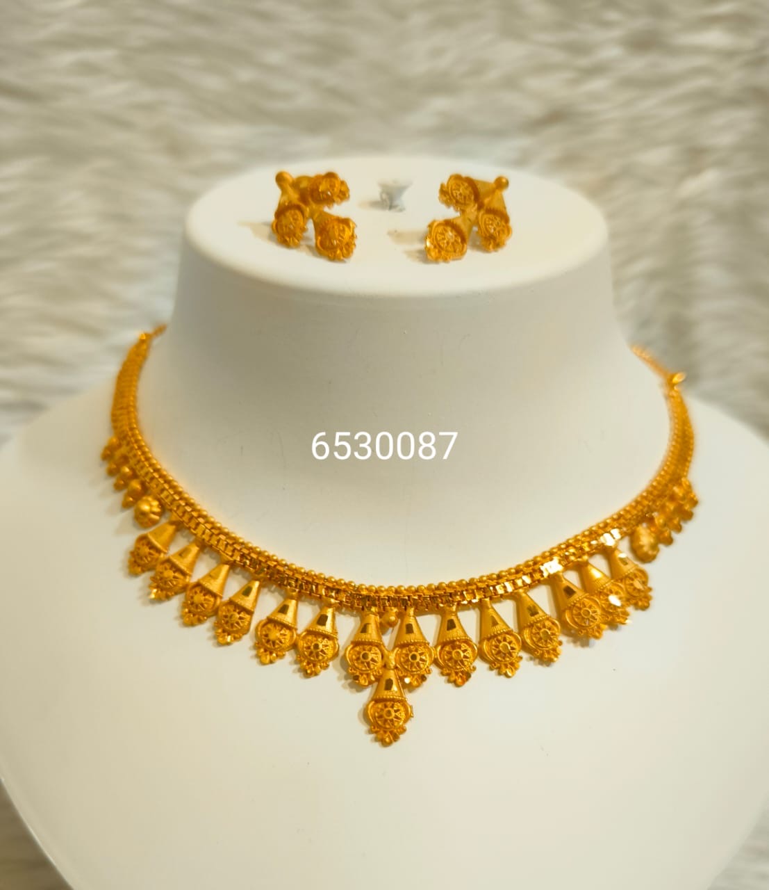 Necklace 0128