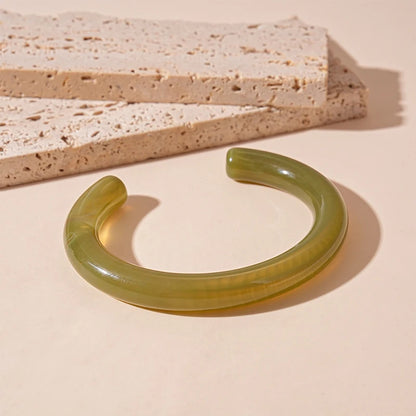 Trendy Multicolor Irregular Acrylic Cuff Bracelet – Geometric Open Bangle for Women