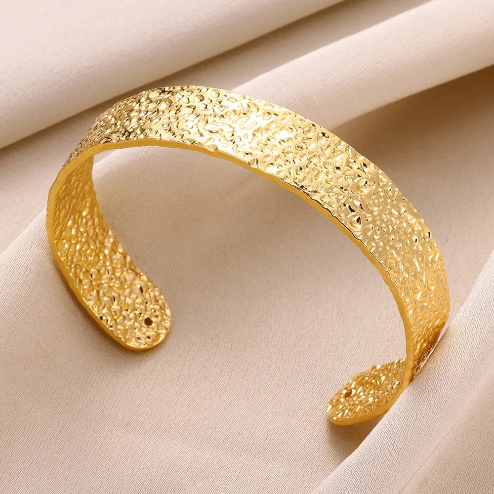 Vintage Irregular Gold Cuff Bracelet – Stainless Steel Open Bangle for Women & Men