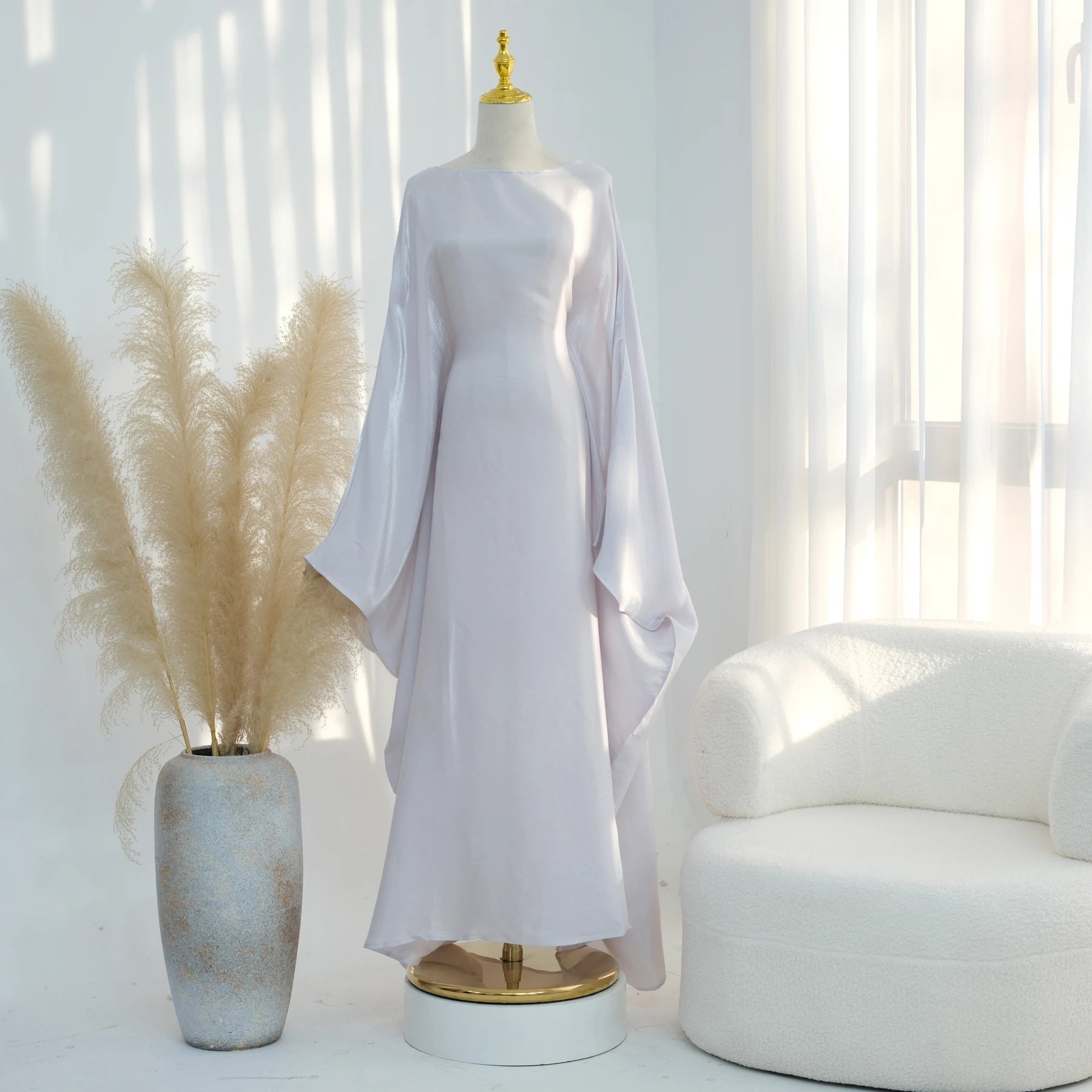 Elariah Shimmering Eid Kaftan Abaya – Extra Loose Fit Butterfly Sleeve Maxi Dress for Ramadan, Evening & Party Wear