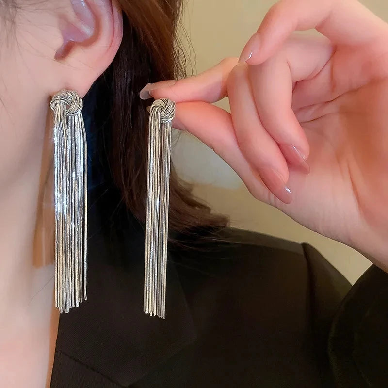 Exaggerated Luxury Long Tassel Earrings – Gold Geometric Chain Statement Jewelry