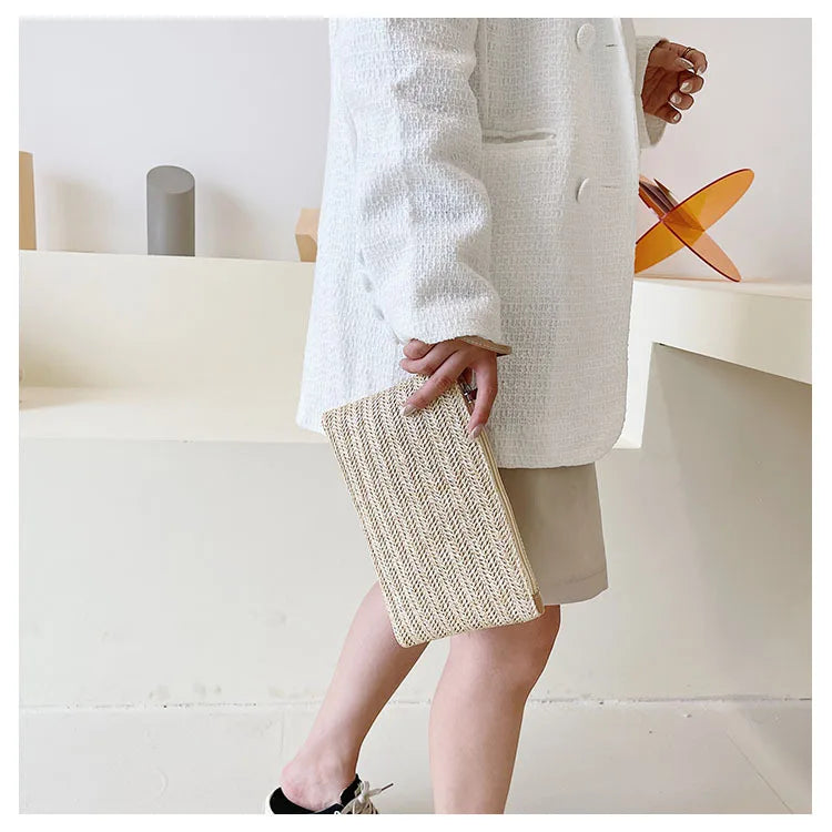 Elariah Woven Straw Wristlet Clutch Bag – Bohemian Summer Beach Handbag with Zipper (White, Khaki, Beige)