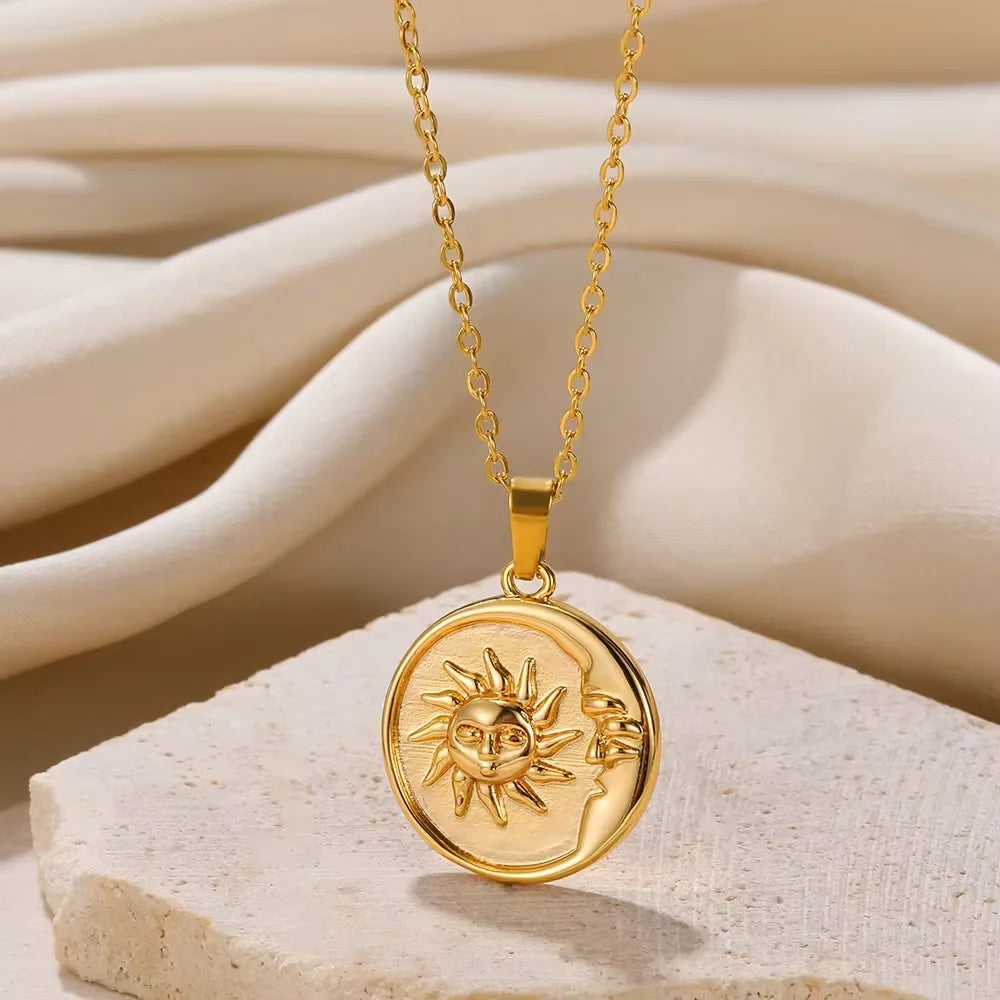 Sunflower Pendant Geometric Necklace – Stainless Steel Clavicle Chain for Women