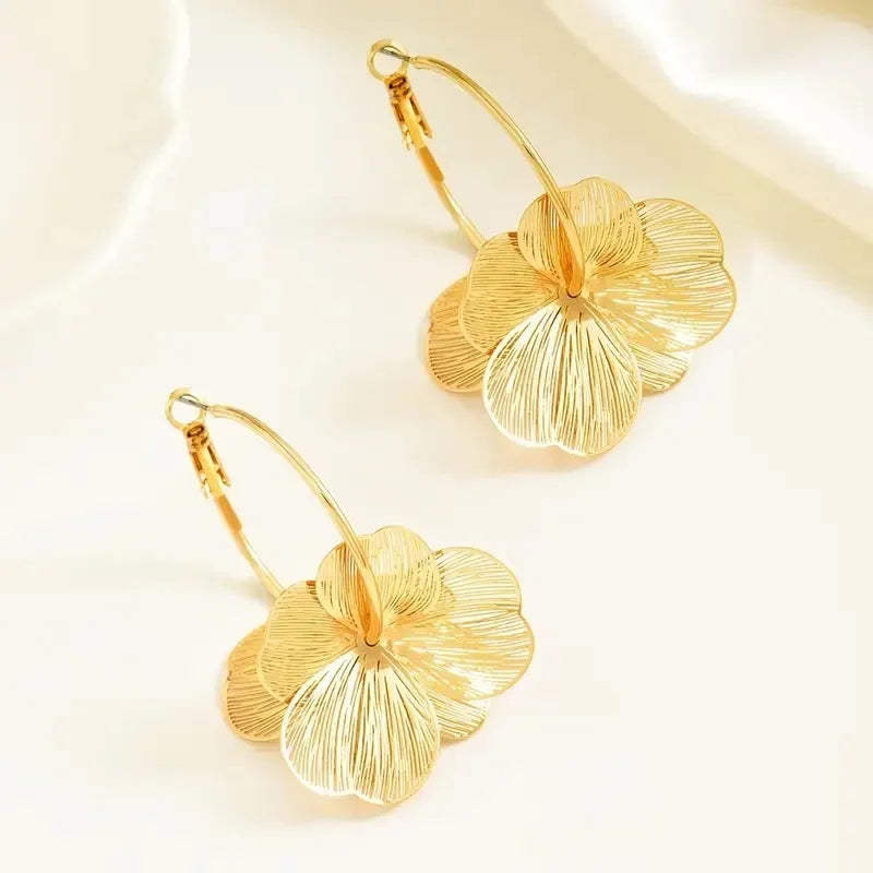 Golden Double-Layer Hollow Flower Hoop Earrings – Vintage Ethnic Drop Design for Women