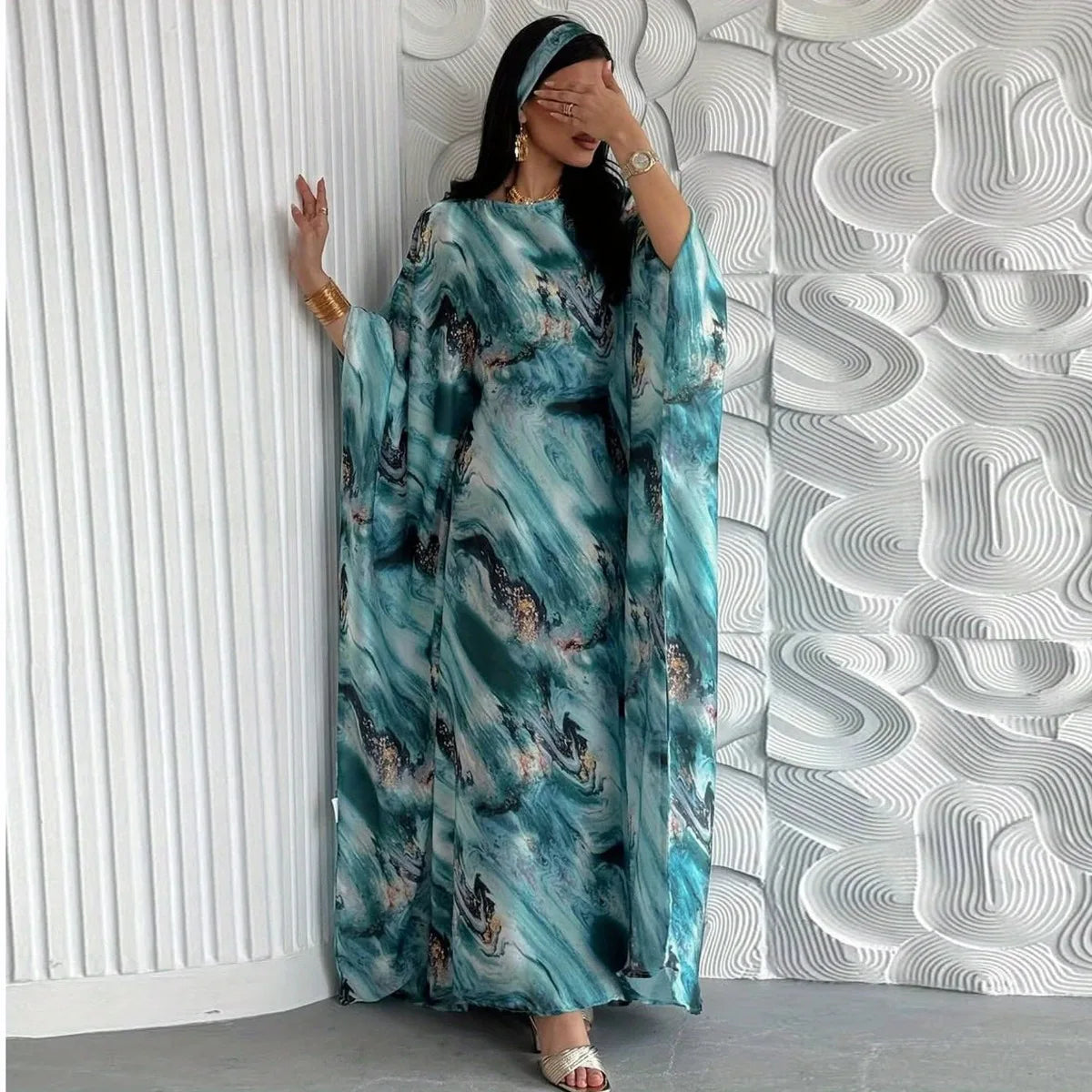 Elegant Printed Pullover Abaya for Women – Loose Fit Full Sleeve Islamic Maxi Kaftan Dress (One Size)