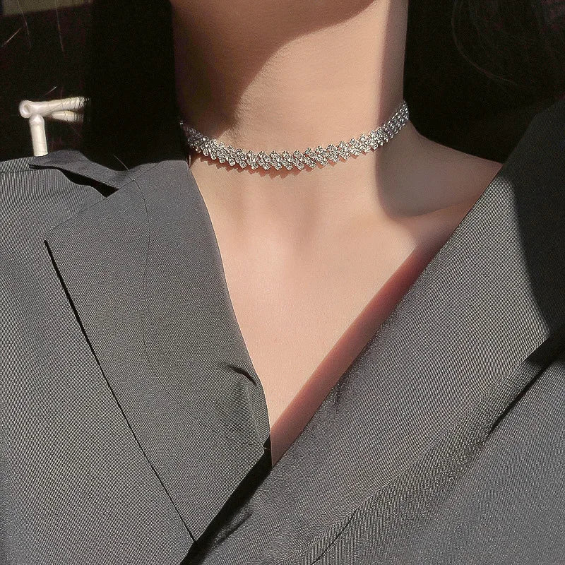Luxury Shiny Zircon Square Choker Necklace for Women – Exquisite Crystal Jewelry Gift for Weddings, Parties & Daily Wear