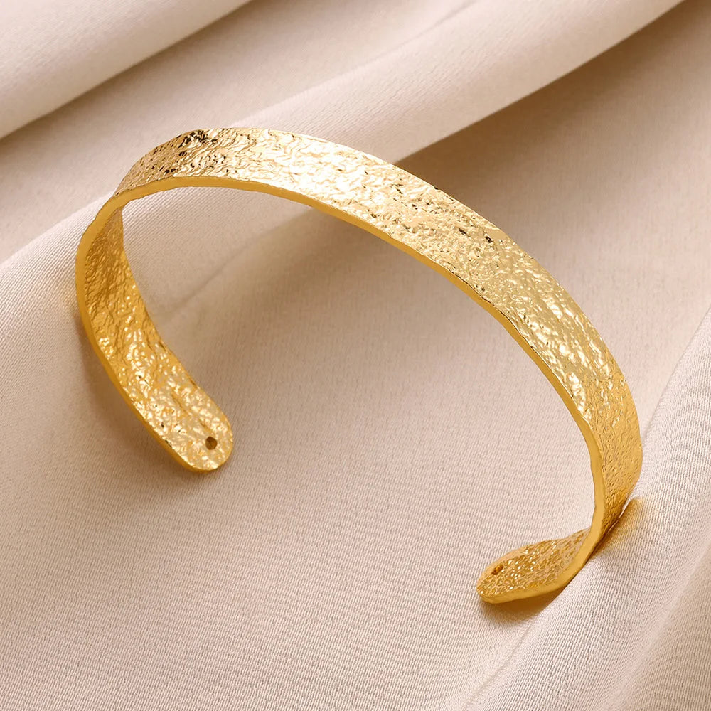 Vintage Irregular Gold Cuff Bracelet – Stainless Steel Open Bangle for Women & Men