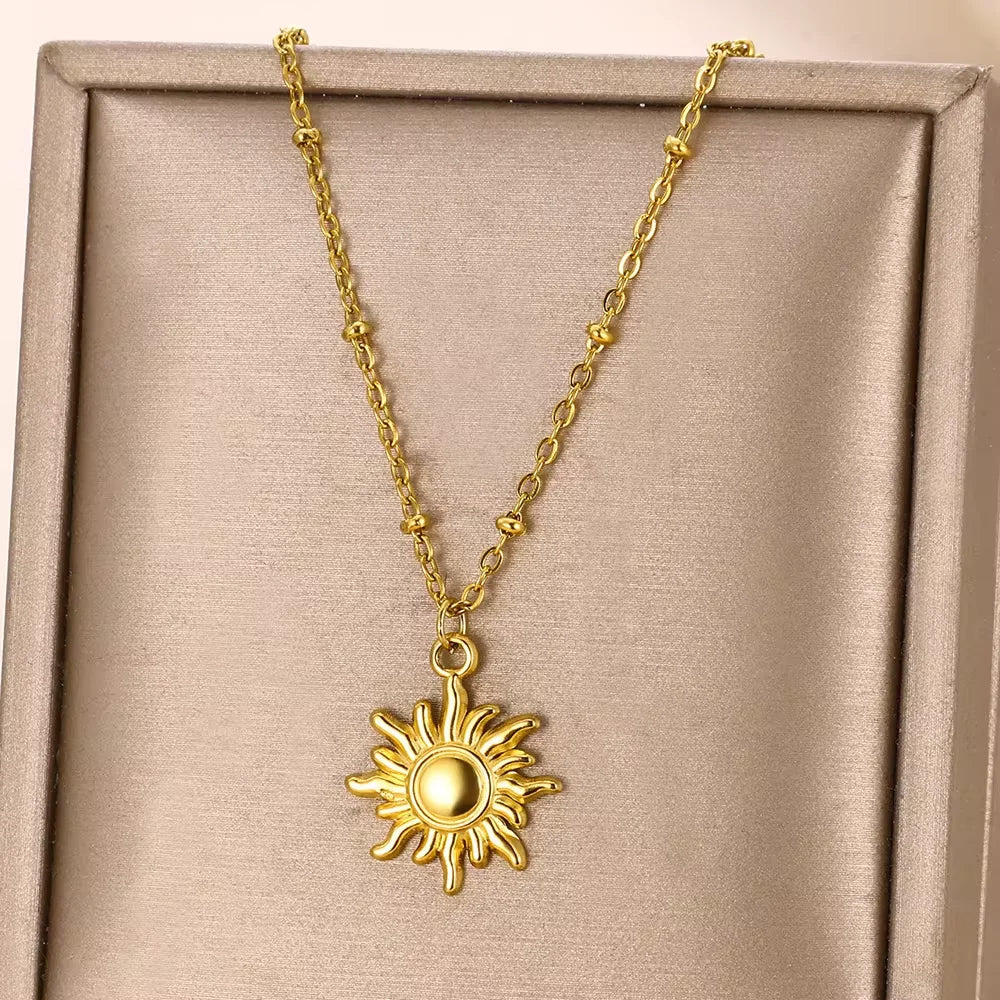 Sunflower Pendant Geometric Necklace – Stainless Steel Clavicle Chain for Women