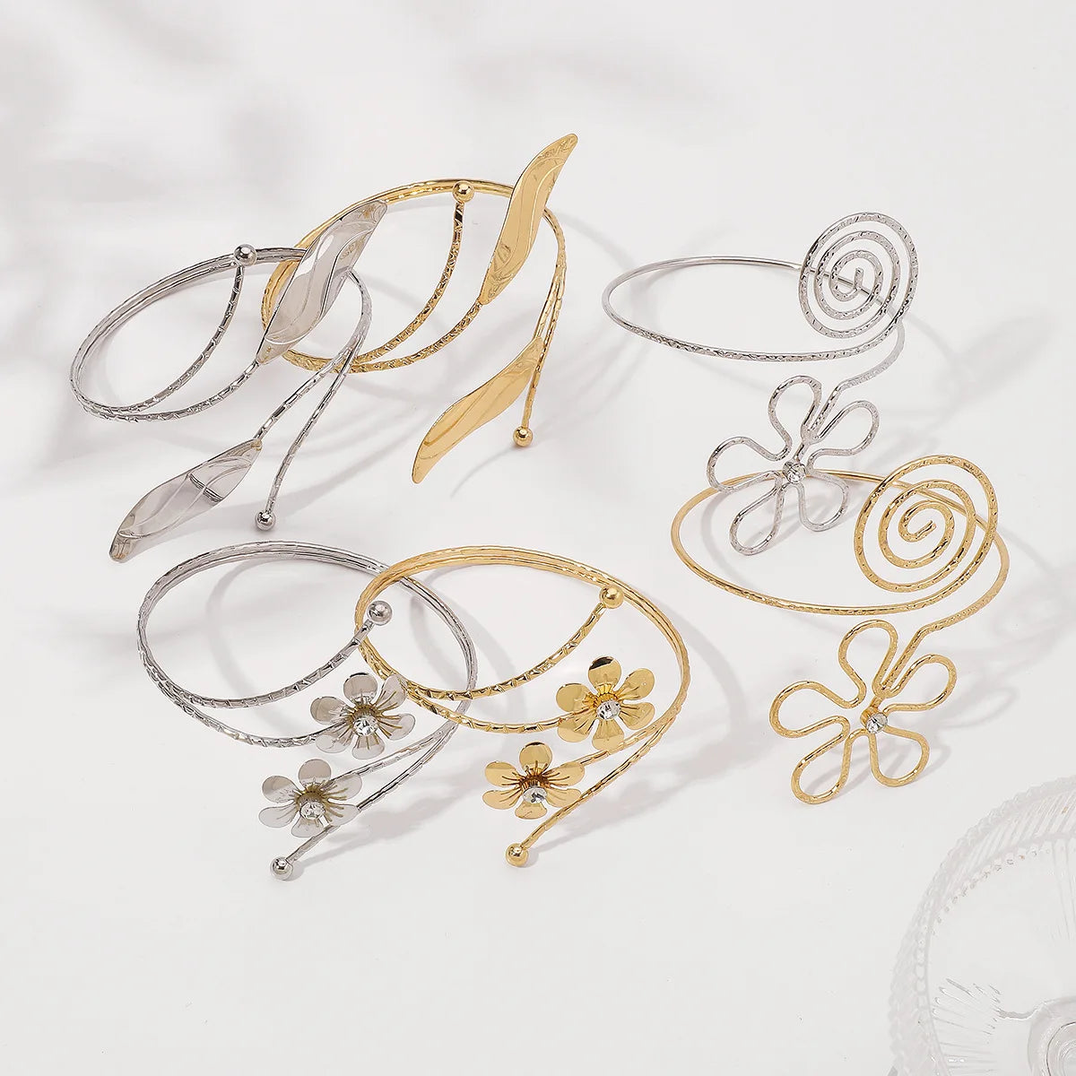 Punk-Inspired Adjustable Leaf & Flower Arm Cuff Bracelet – Bold Metal Upper Arm Bangle for Women