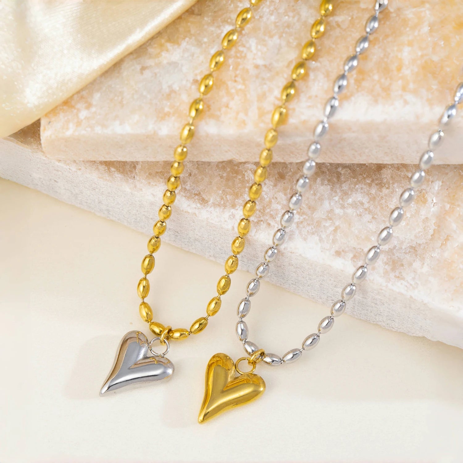 18K Gold Plated Heart Pendant Necklace – Stainless Steel Bead Chain, Dainty Romantic Jewelry for Women