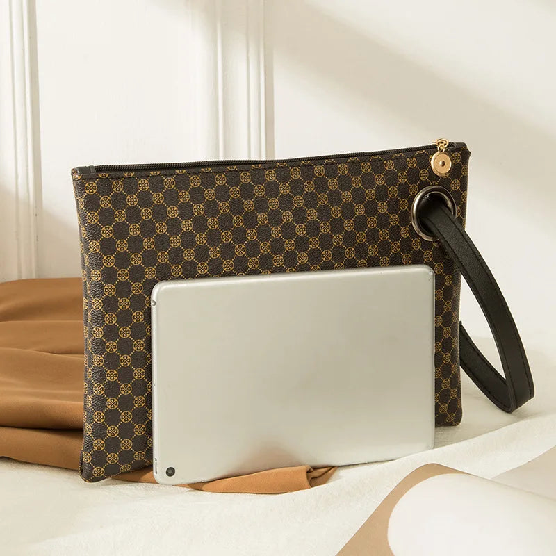 Elariah Women's PU Leather Envelope Clutch Bag with Wrist Strap – Large Zip Wristlet Purse for Travel, Shopping & Everyday Use