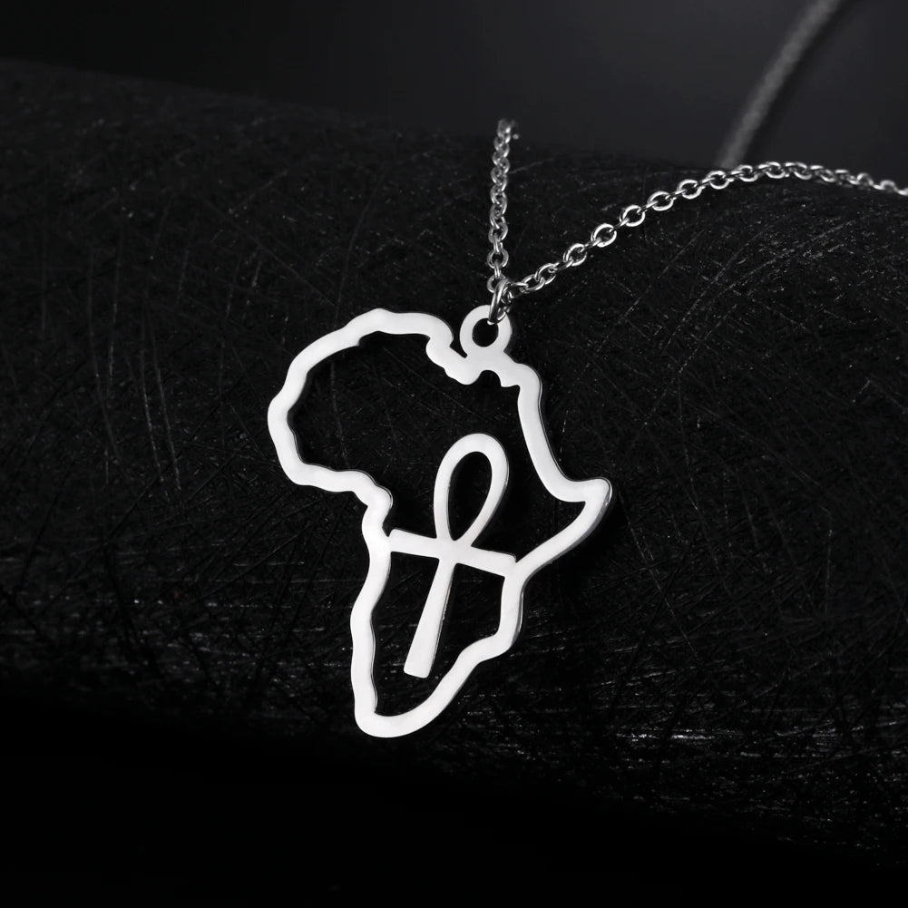 Collier pendentif tendance carte d'Afrique pour femme – Collier géométrique en acier inoxydable, coloris or, or rose ou acier.