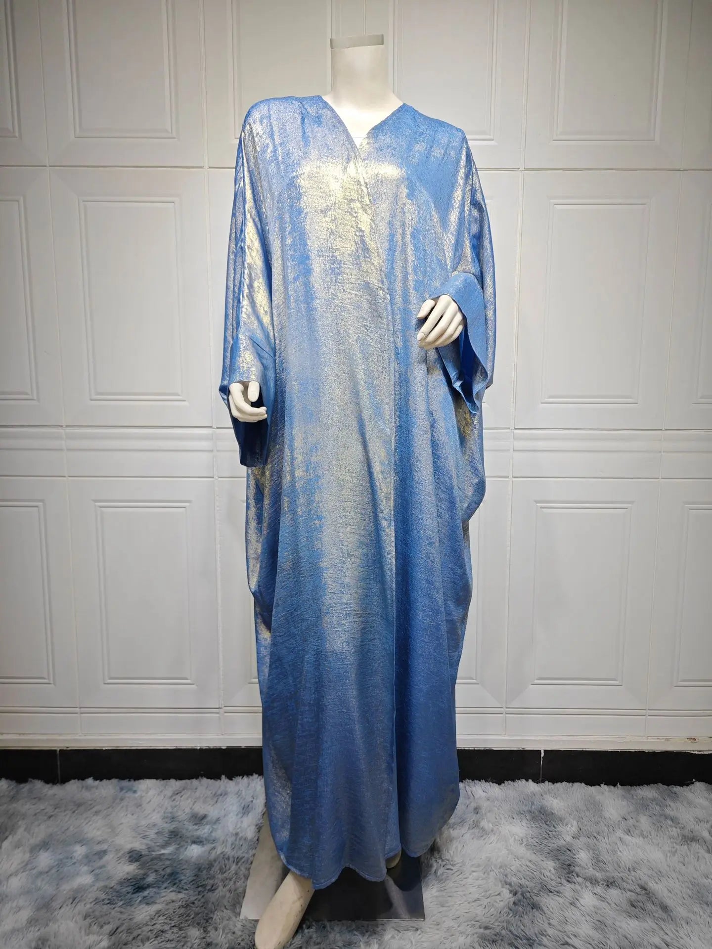 Luxury Satin Batwing Abaya Kimono – Shiny Open Front Maxi Kaftan for Ramadan, Eid & Evening Wear