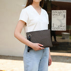 Elariah Women's PU Leather Envelope Clutch Bag with Wrist Strap – Large Zip Wristlet Purse for Travel, Shopping & Everyday Use