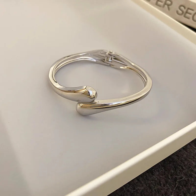 Gold Plated Zircon Round Open Cuff Bracelet for Women – Statement Rhinestone Bangle, Adjustable Party & Wedding Jewelry