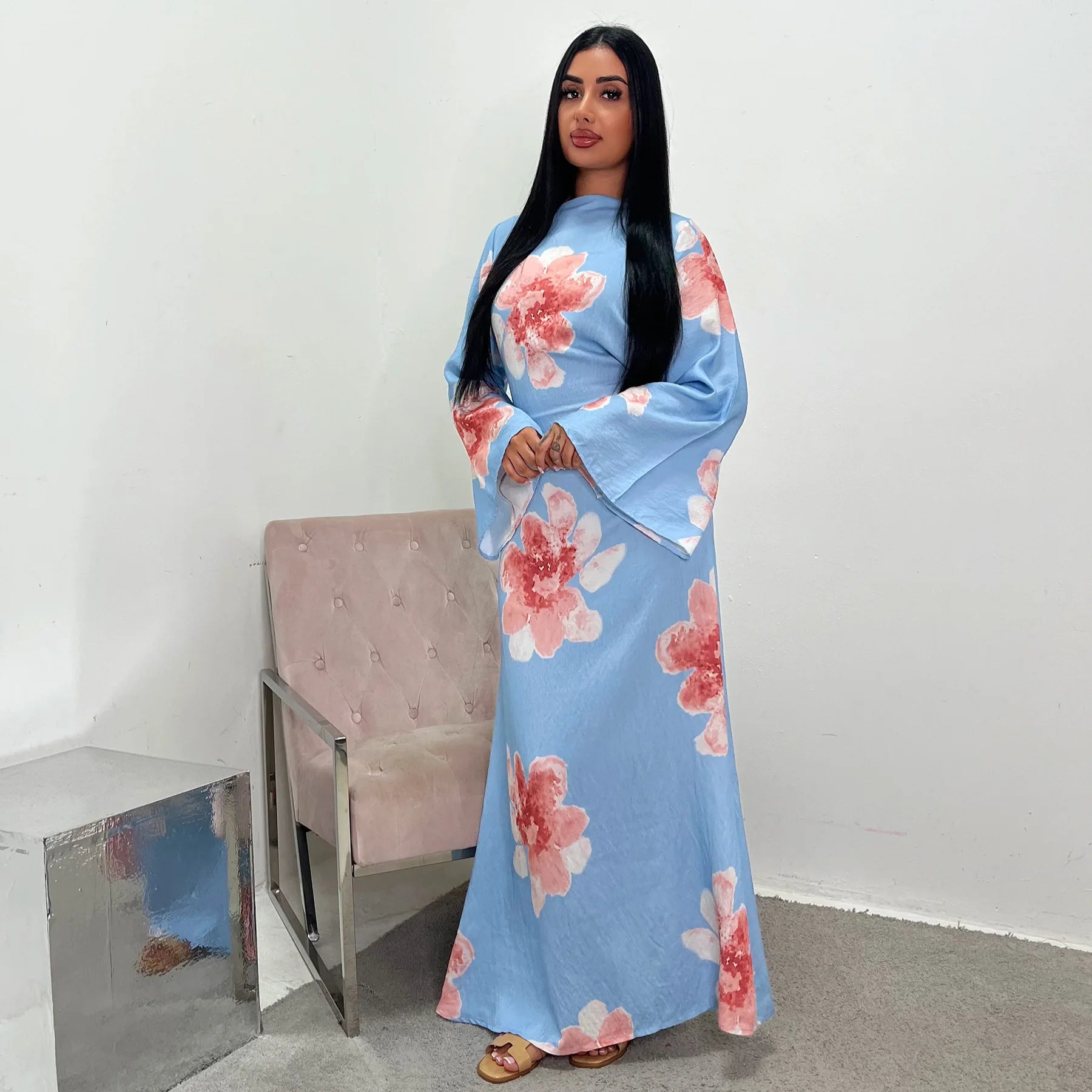 Elariah Arabesque Floral Bell Sleeve Abaya Dress – Elegant Modest Maxi Kaftan for Eid, Ramadan & Occasion Wear