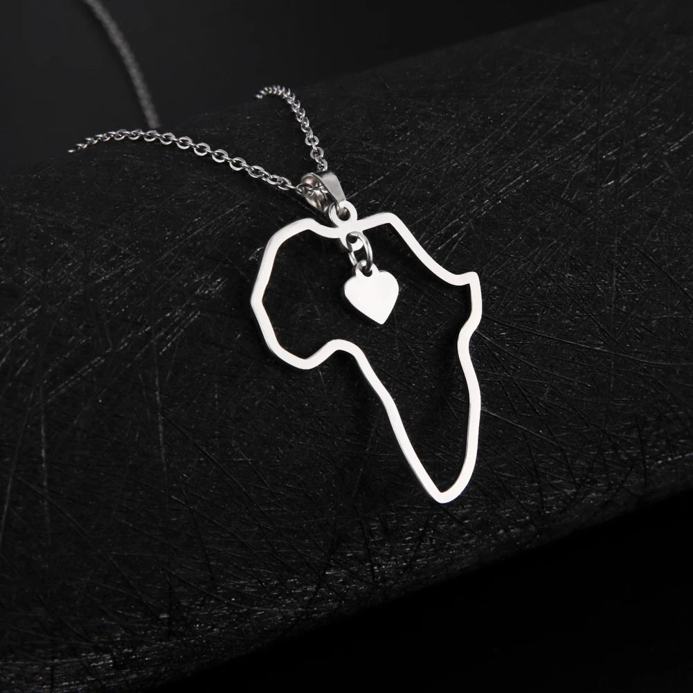 Collier pendentif tendance carte d'Afrique pour femme – Collier géométrique en acier inoxydable, coloris or, or rose ou acier.