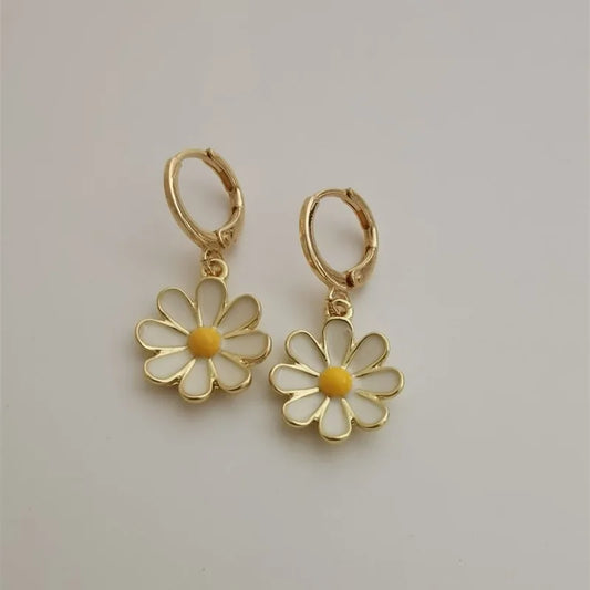 Gold Daisy Sunflower Hoop Earrings – Delicate Dangle Hoops for Women, Everyday & Gift Jewelry