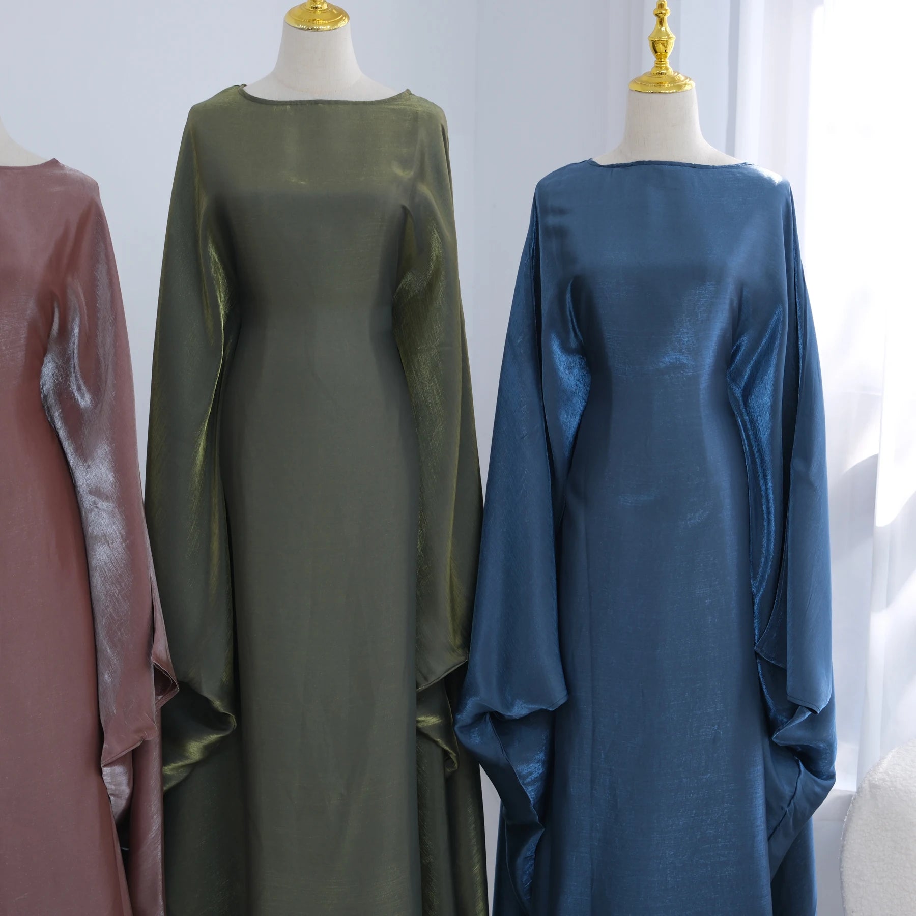 Elariah Shimmering Eid Kaftan Abaya – Extra Loose Fit Butterfly Sleeve Maxi Dress for Ramadan, Evening & Party Wear