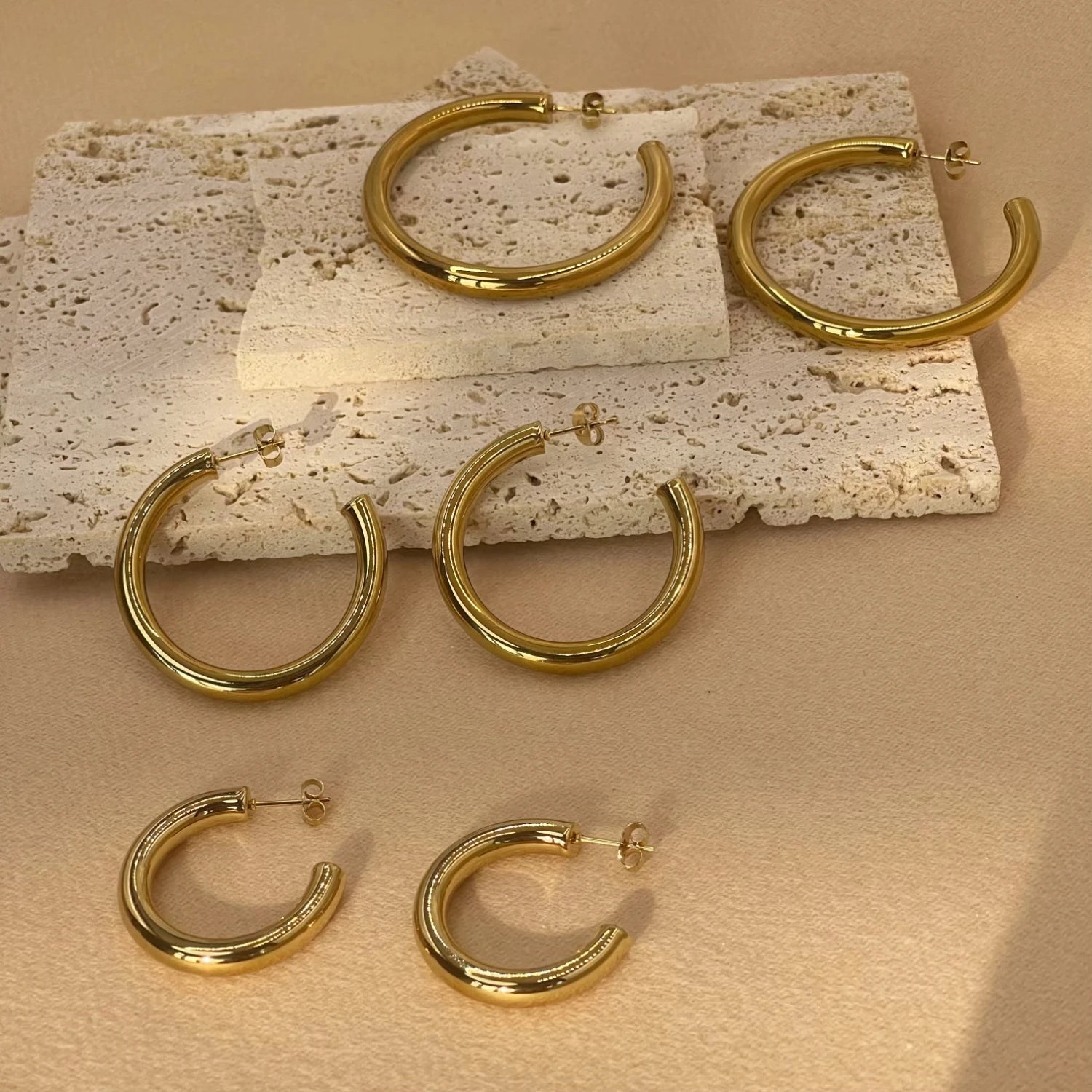 Classic Large Stainless Steel Hoop Earrings – Gold & Silver Tone, 30/40/50mm