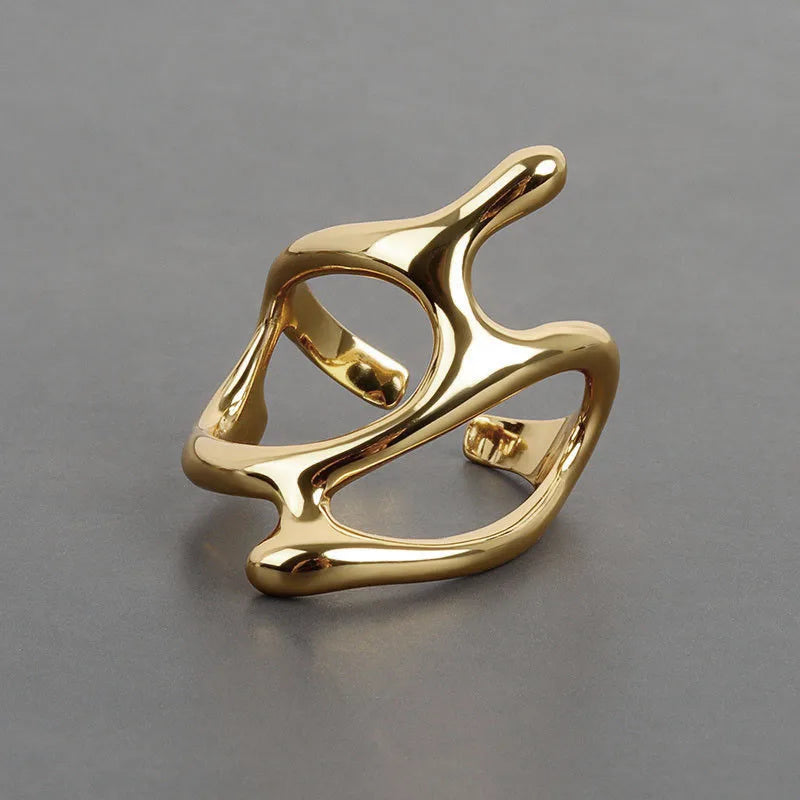 Vintage Irregular Pleated Gold Ring – Y2K Liquid Metal Geometric Statement Ring for Women