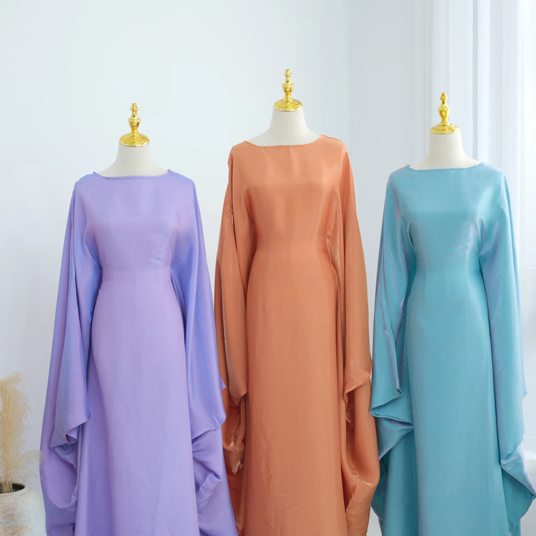 Elariah Shimmering Eid Kaftan Abaya – Extra Loose Fit Butterfly Sleeve Maxi Dress for Ramadan, Evening & Party Wear