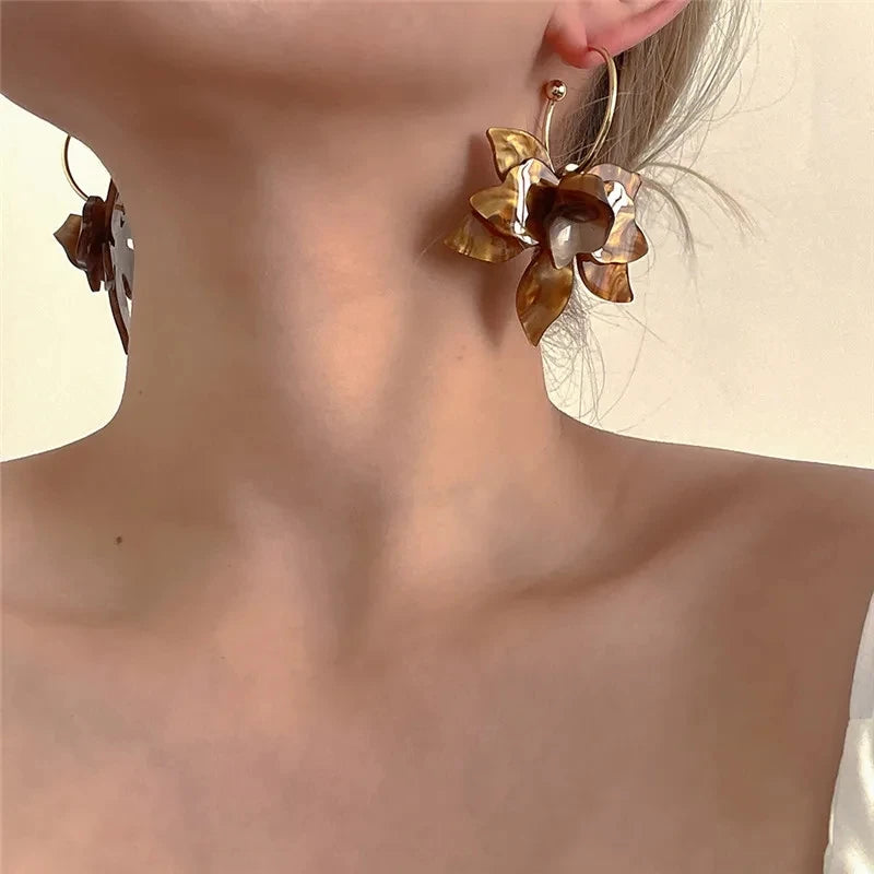 Trendy White & Brown Resin Flower Hoop Earrings – Statement Gardenia Design