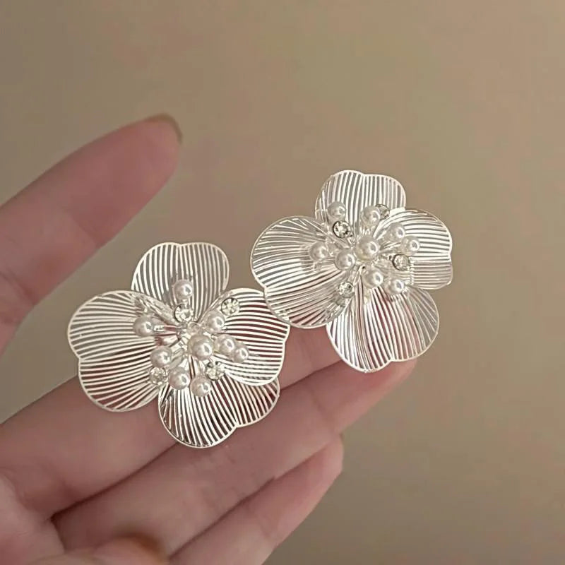 Trendy White & Brown Resin Flower Hoop Earrings – Statement Gardenia Design