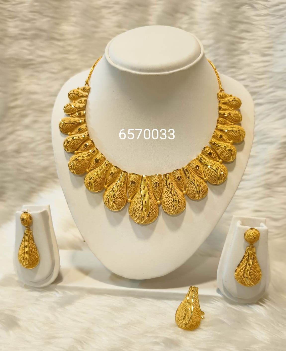 Necklace 0574