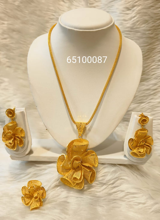 Necklace 0589